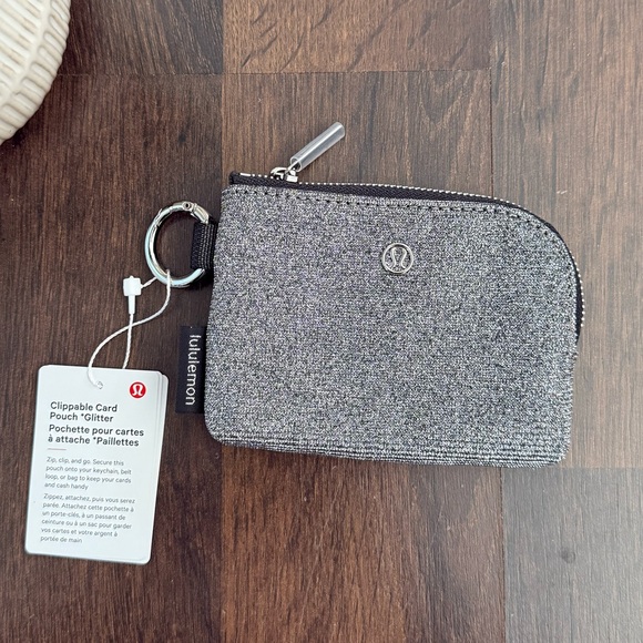 lululemon athletica Handbags - 🆕 Lululemon Clippable Card Pouch - Glitter